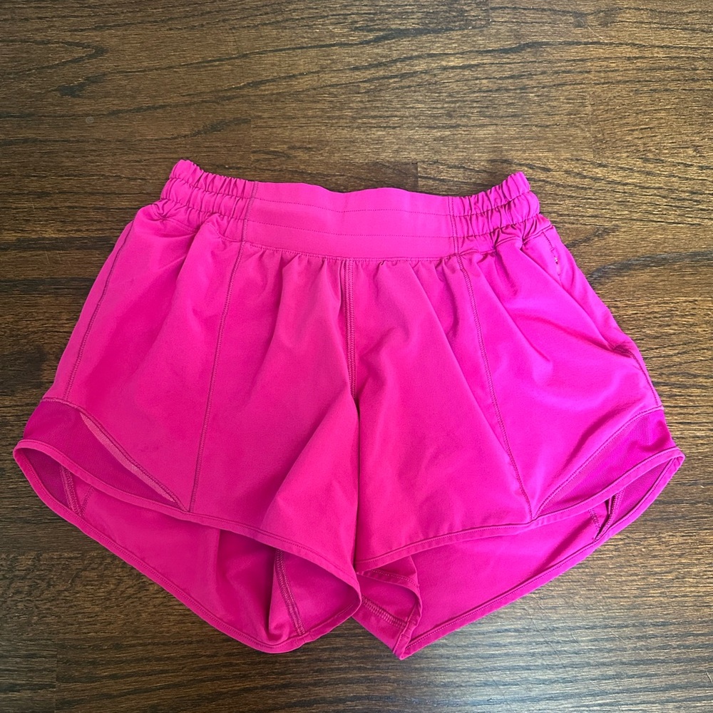 EUC Lululemon Shorts 4” Low-Rise Size 4 Ripened Raspberry